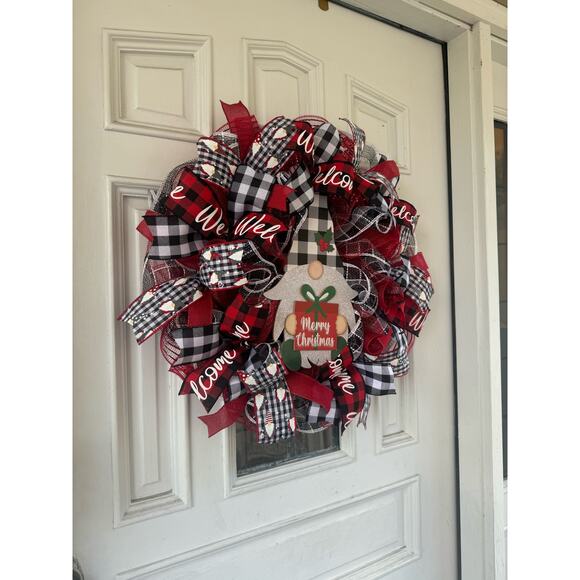 Christmas Gnome Wreath Buffalo Plaid ‘Merry Christmas’ Farmhouse Holiday Décor - Picture 6 of 8